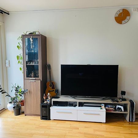 Spacious Waterfront Apartment With Free Parking - Upgraded 2024 스타방에르 외부 사진