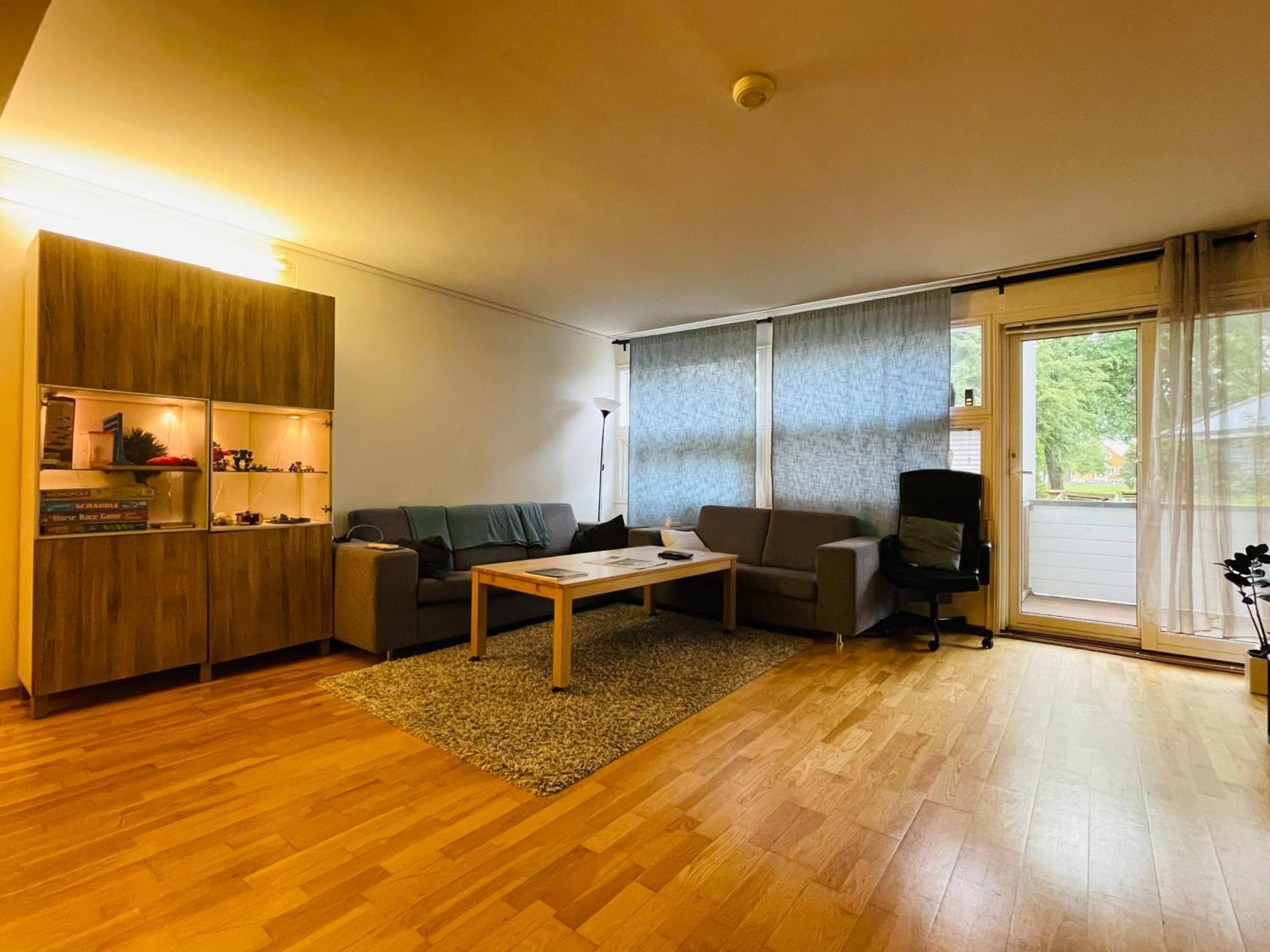 Spacious Waterfront Apartment With Free Parking - Upgraded 2024 스타방에르 외부 사진